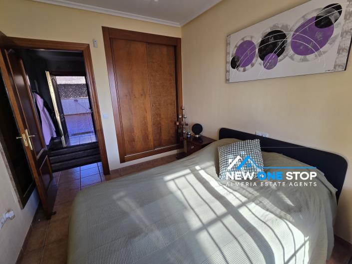 Image No.18-3 Bed Apartment for sale