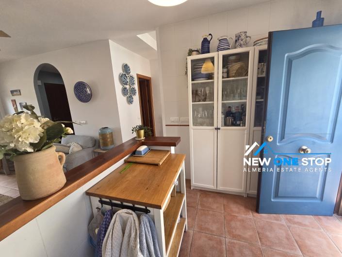 Image No.13-3 Bed House for sale