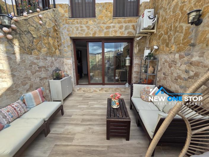 Image No.22-3 Bed House for sale