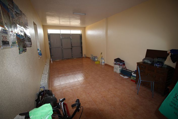 Image No.18-3 Bed Villa for sale