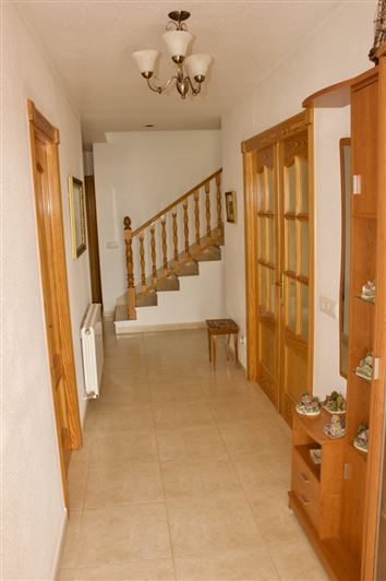 Image No.17-4 Bed Villa for sale