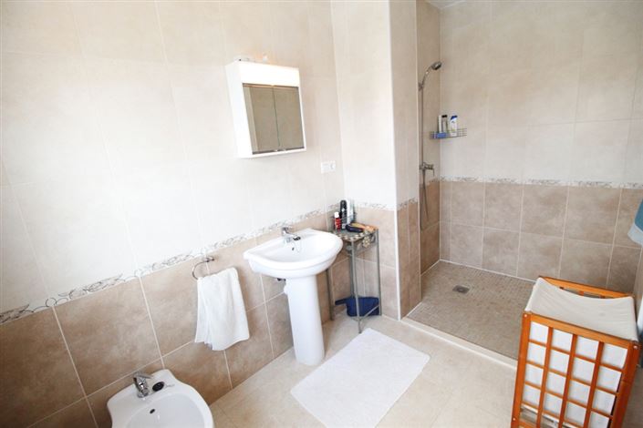 Image No.30-4 Bed Villa for sale