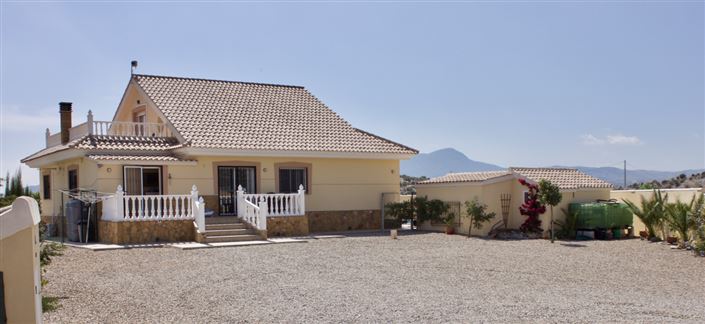 Image No.10-4 Bed Villa for sale