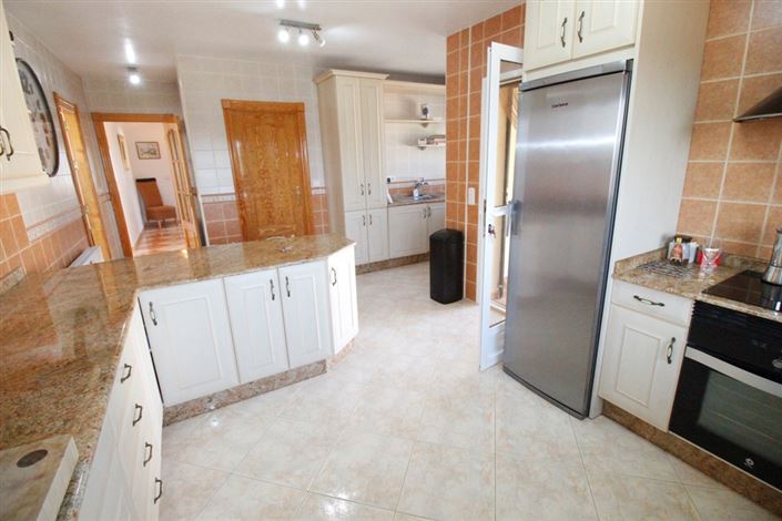 Image No.19-3 Bed Villa for sale