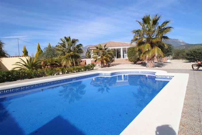 Image No.6-3 Bed Villa for sale