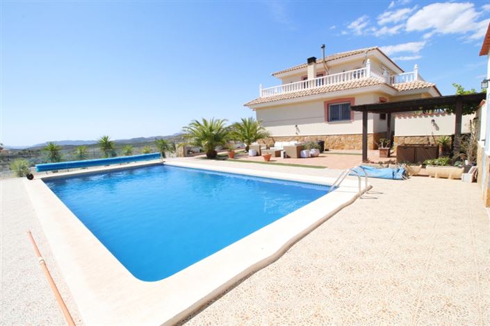 Image No.3-3 Bed Villa for sale