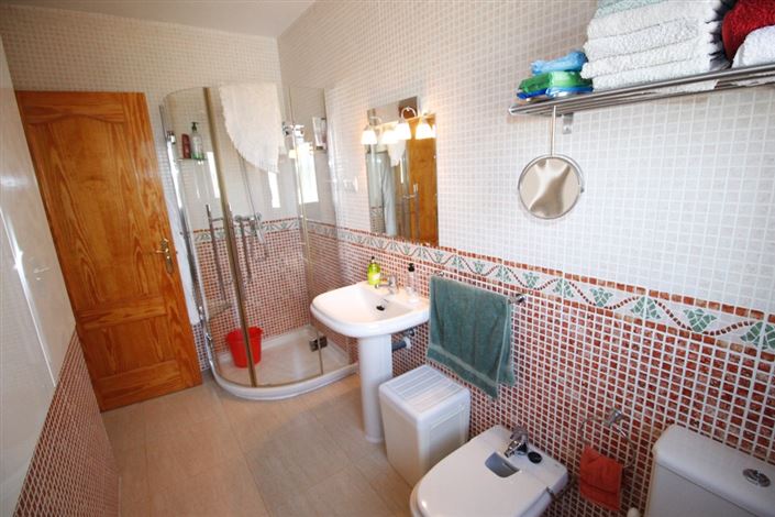 Image No.21-3 Bed Villa for sale