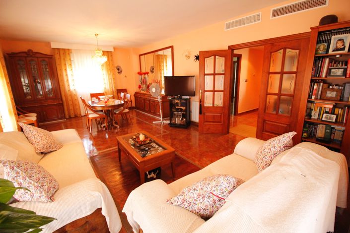 Image No.2-Villa de 4 chambres à vendre à Lorca