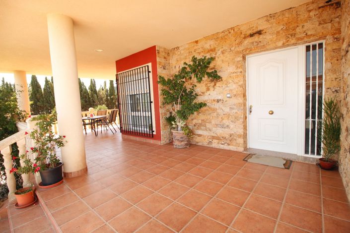 Image No.4-Villa de 4 chambres à vendre