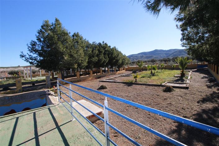 Image No.18-Maison de campagne de 9 chambres à vendre à Lorca