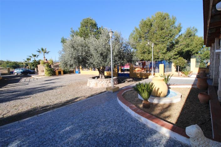 Image No.20-Maison de campagne de 9 chambres à vendre à Lorca