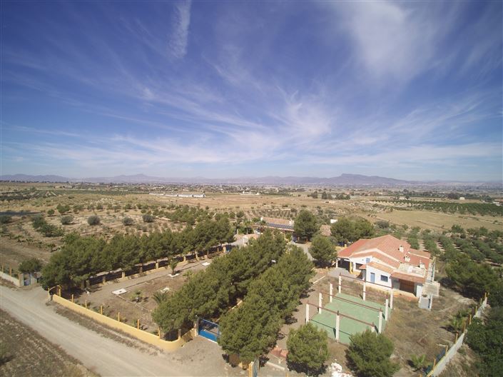 Image No.5-Maison de campagne de 9 chambres à vendre à Lorca