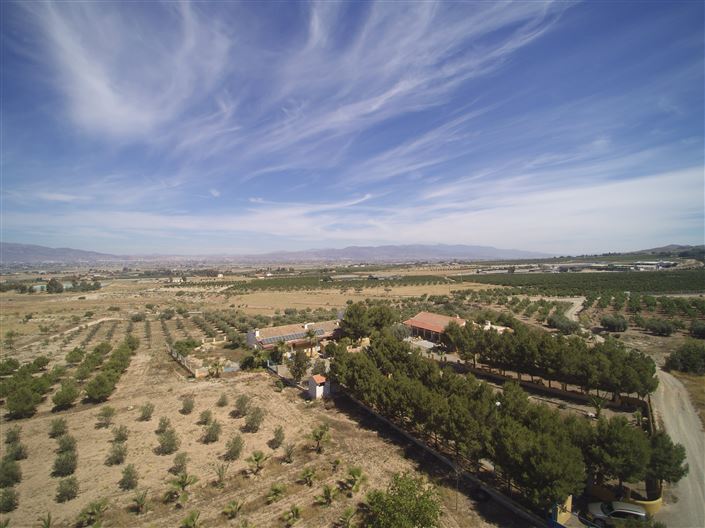 Image No.7-Maison de campagne de 9 chambres à vendre à Lorca