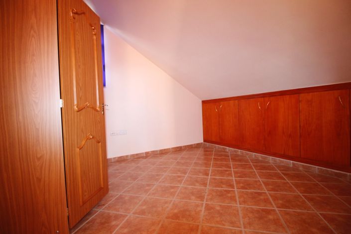 Image No.22-5 Bed Villa for sale