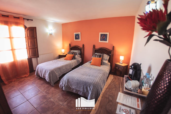 Image No.25-7 Bed Cortijo for sale