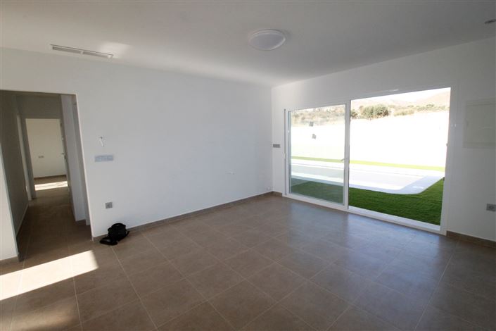 Image No.22-3 Bed Villa for sale