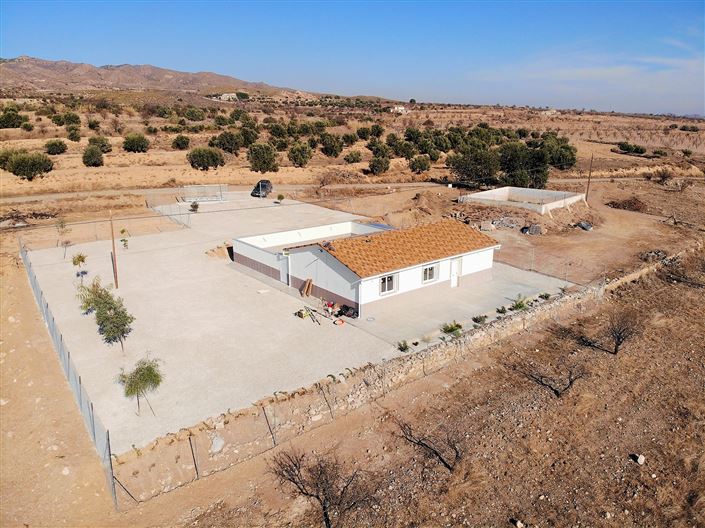 Image No.5-3 Bed Villa for sale