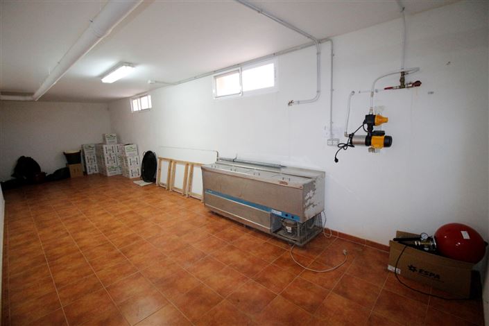 Image No.32-4 Bed Villa for sale