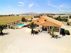 Image No.0-Villa de 4 chambres à vendre à Lorca