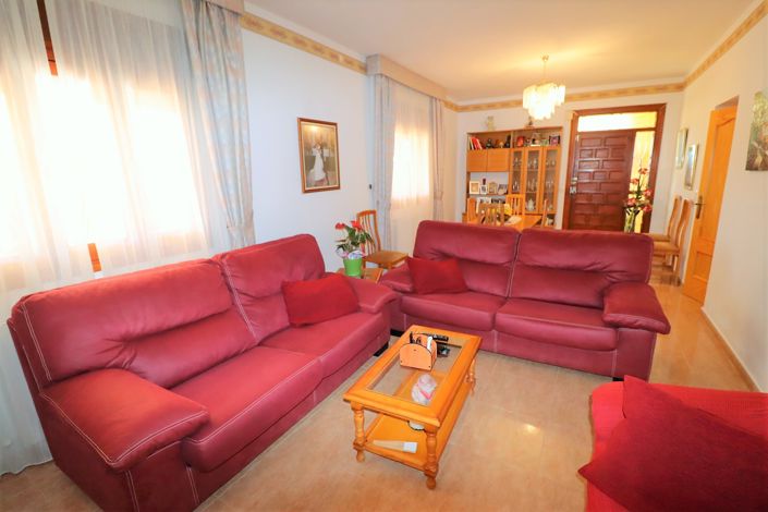 Image No.14-4 Bed Country House for sale