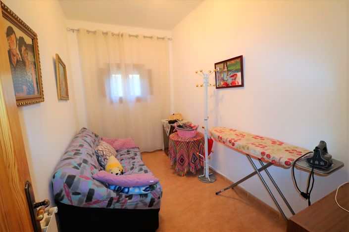 Image No.23-4 Bed Country House for sale