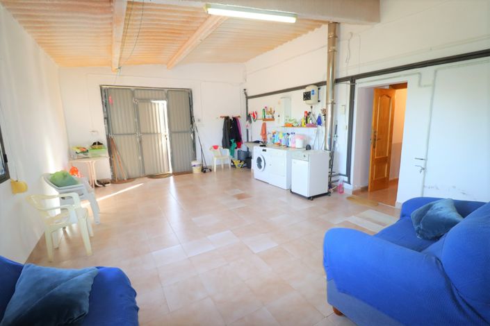 Image No.24-4 Bed Country House for sale