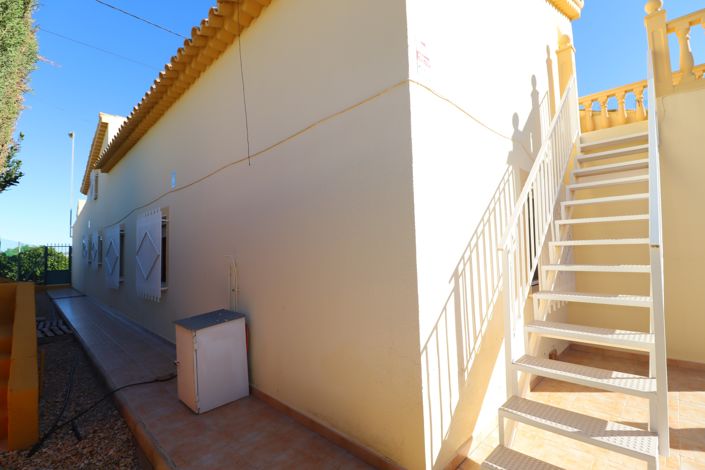 Image No.29-4 Bed Country House for sale