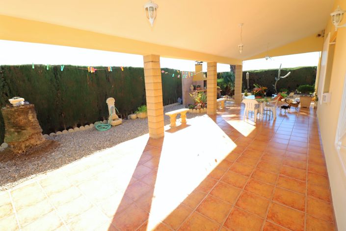 Image No.5-4 Bed Country House for sale
