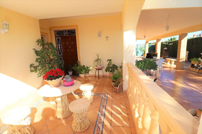 Image No.6-4 Bed Country House for sale