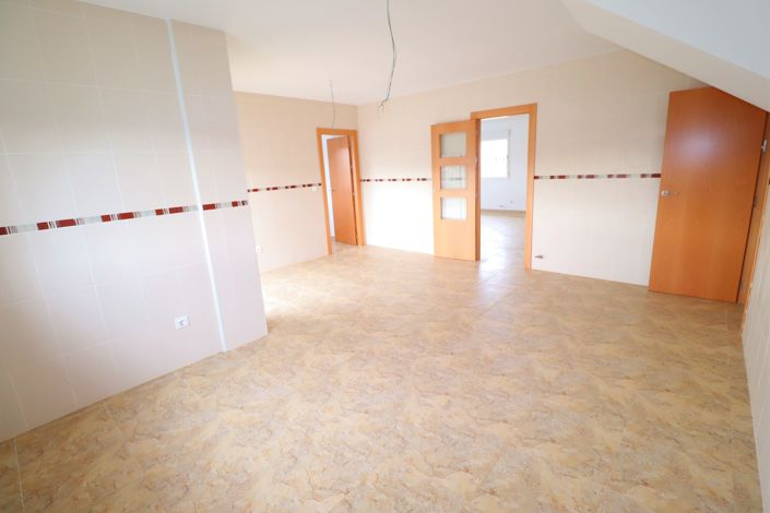 Image No.12-5 Bed Villa for sale