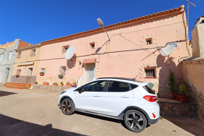 Image No.4-3 Bed Village House for sale