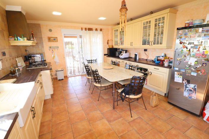 Image No.8-5 Bed Villa for sale