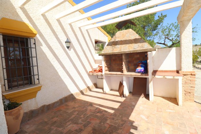 Image No.11-2 Bed Cortijo for sale