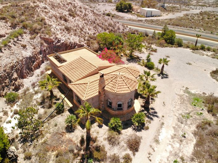 Image No.2-3 Bed Country House for sale