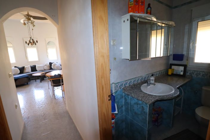 Image No.28-3 Bed Country House for sale