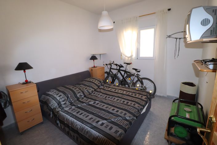 Image No.34-3 Bed Country House for sale