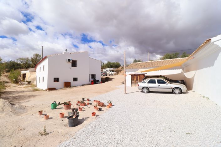 Image No.5-6 Bed Cortijo for sale