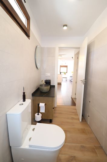 Image No.48-6 Bed Cortijo for sale