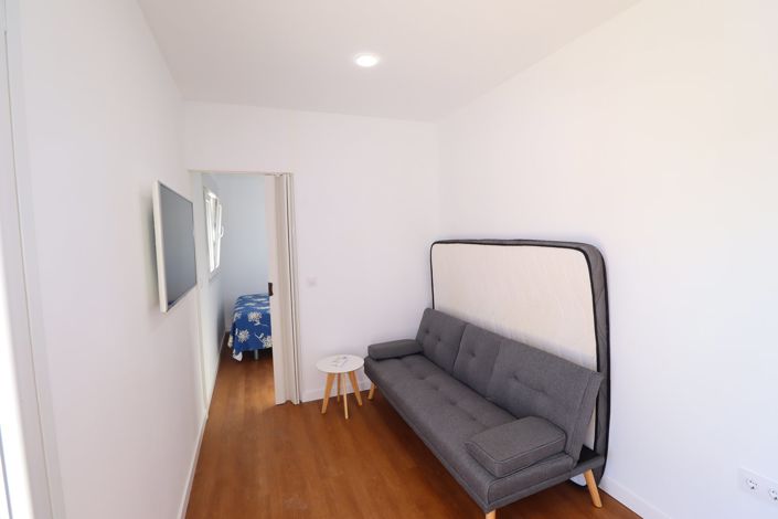 Image No.18-1 Bed Property for sale