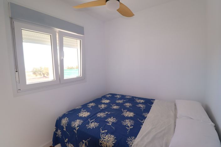 Image No.19-1 Bed Property for sale