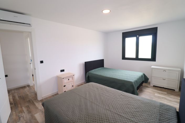 Image No.22-7 Bed Villa for sale