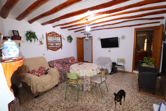 Image No.16-7 Bed Country House for sale