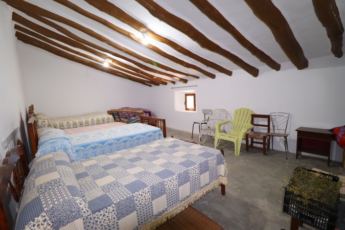 Image No.26-7 Bed Country House for sale