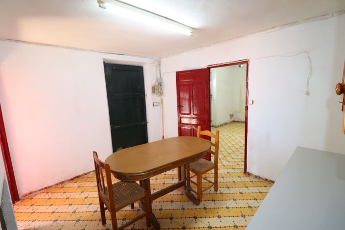 Image No.15-3 Bed Country House for sale