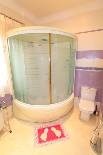 Image No.28-6 Bed Villa for sale