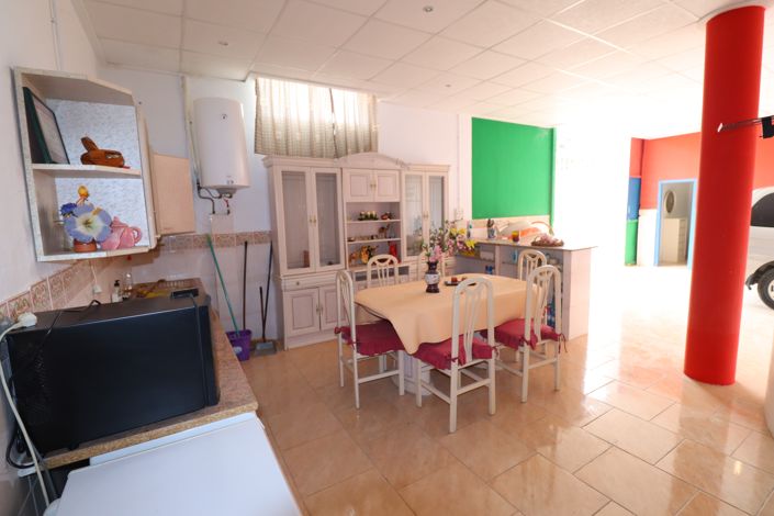 Image No.37-6 Bed Villa for sale