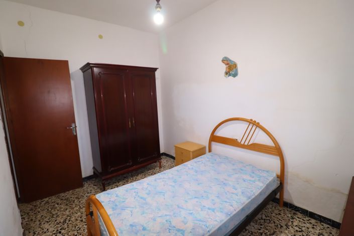 Image No.21-3 Bed Country House for sale