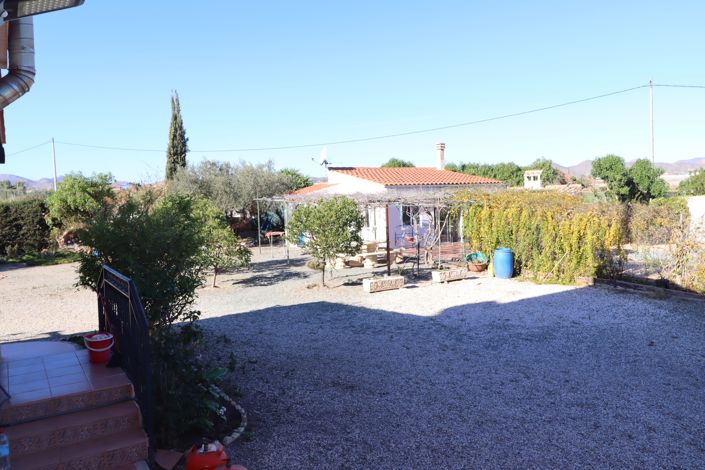 Image No.42-5 Bed Villa for sale