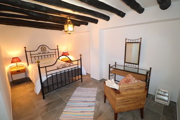 Image No.25-7 Bed Cortijo for sale