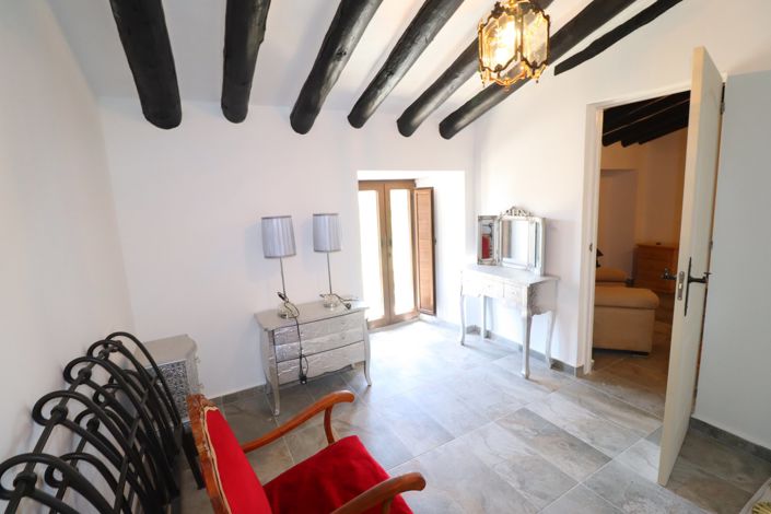 Image No.35-7 Bed Cortijo for sale